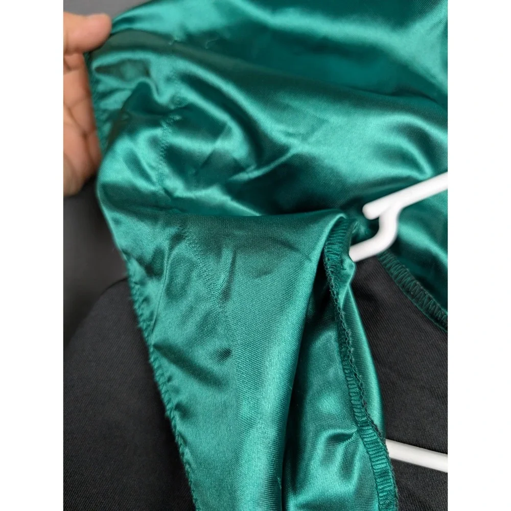 Harry‎ Potter Slytherin House Wizarding World Costume Robe Black Green Medium